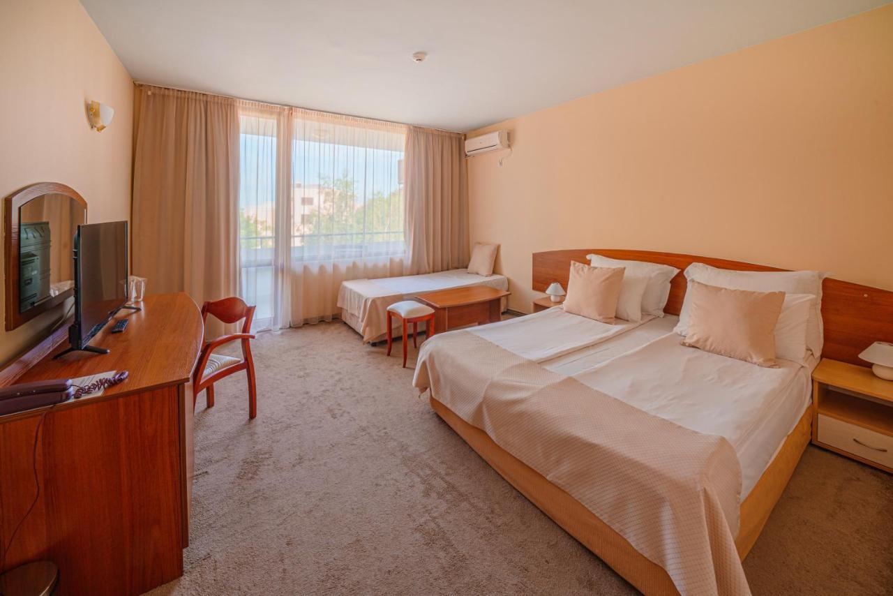 Perla Plaza Hotel Primorsko Extérieur photo