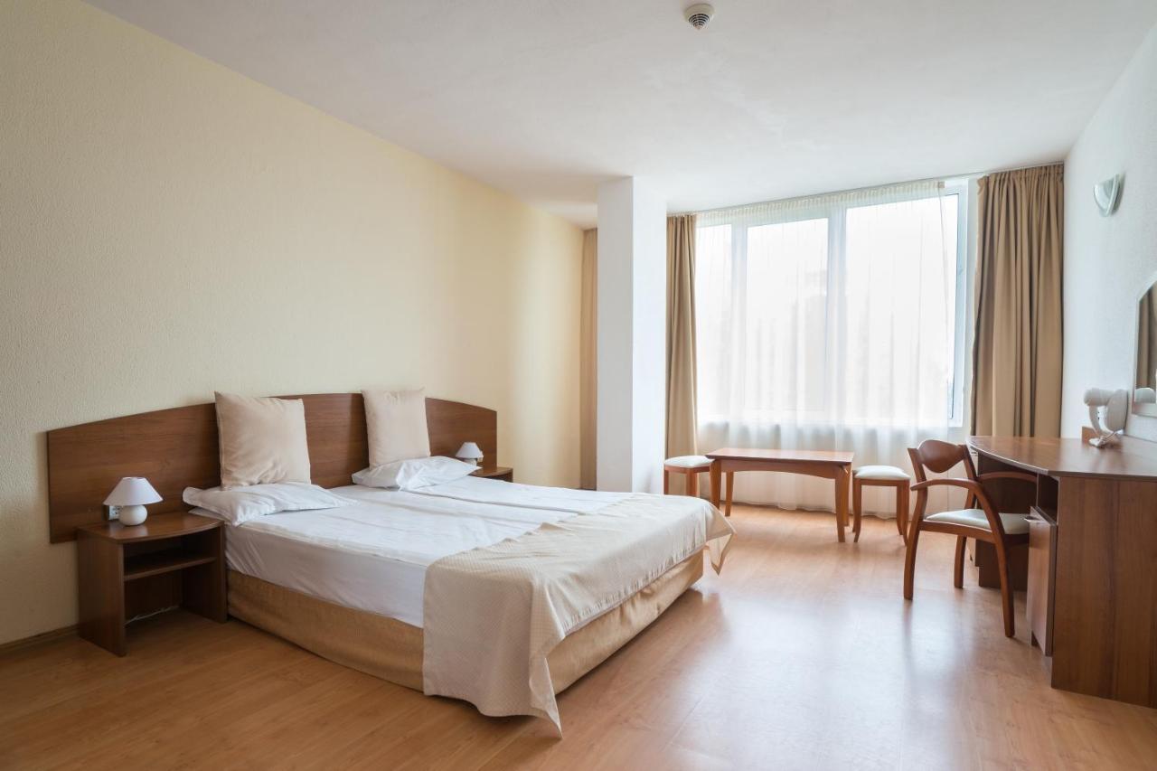Perla Plaza Hotel Primorsko Extérieur photo