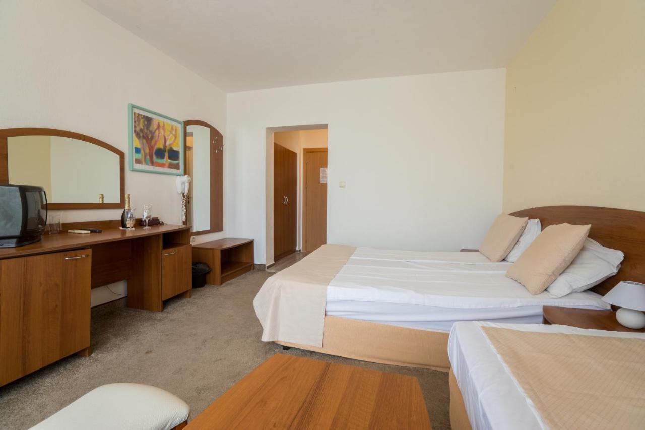 Perla Plaza Hotel Primorsko Extérieur photo