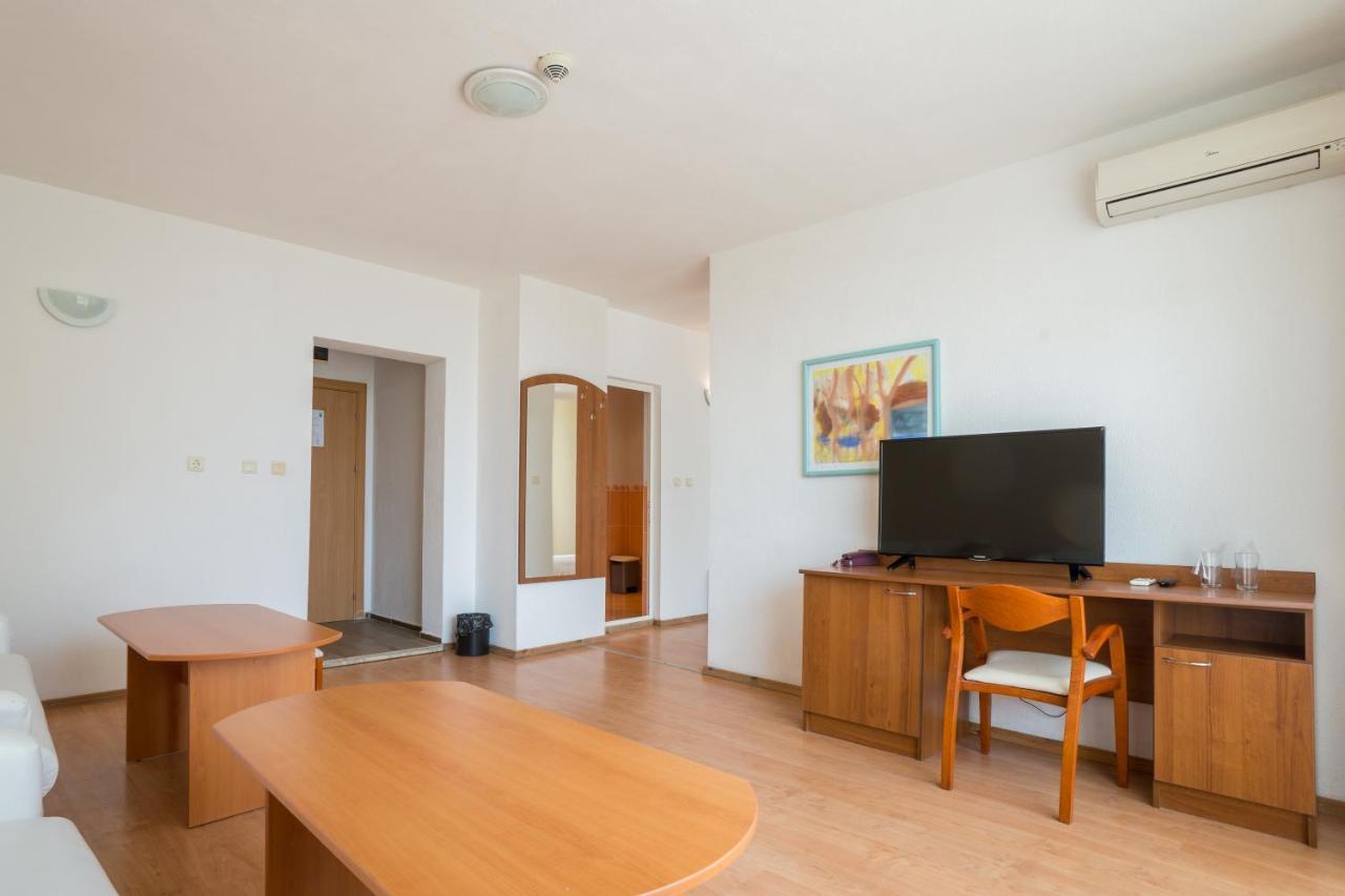 Perla Plaza Hotel Primorsko Extérieur photo