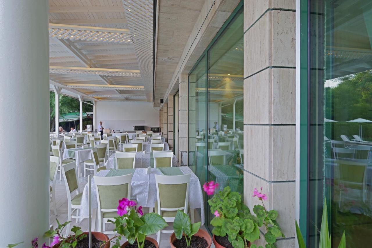 Perla Plaza Hotel Primorsko Extérieur photo